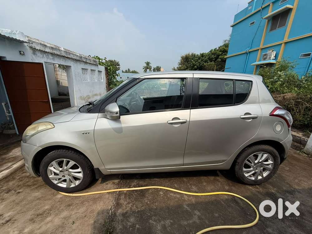 Maruti Suzuki Swift Zxi Petrol 2013