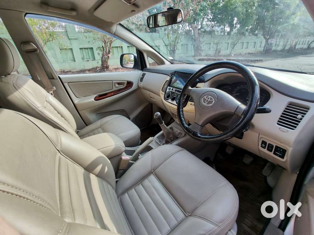 Toyota Innova 2.5 Gx 7 Str Bs-iii, 2011, Diesel