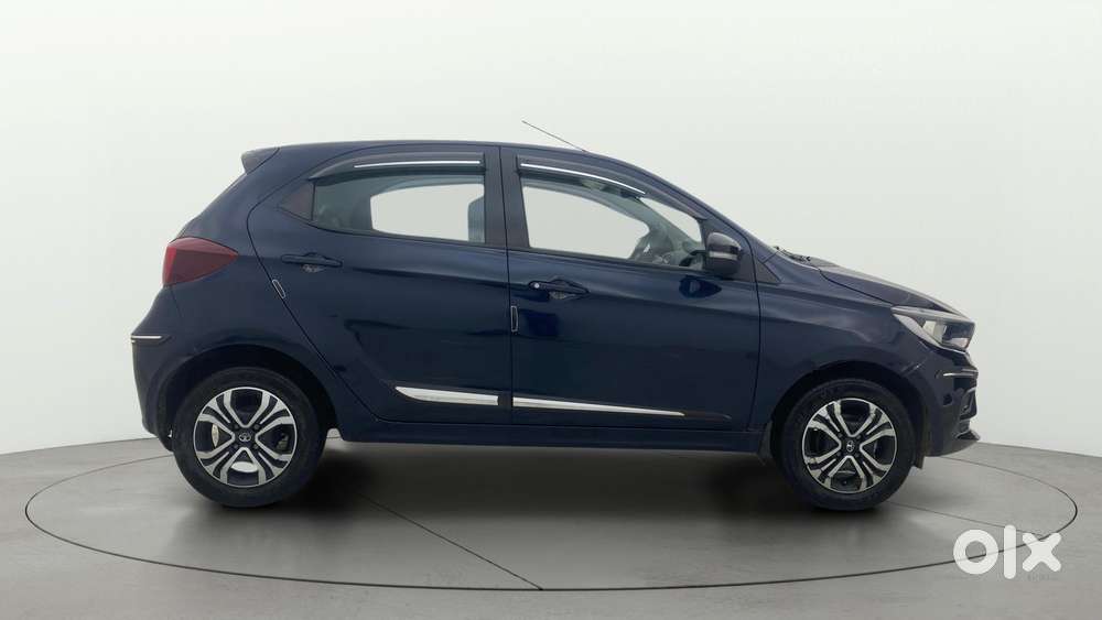 Tata Tiago 1.05 Revotorq Xt, 2023, Petrol