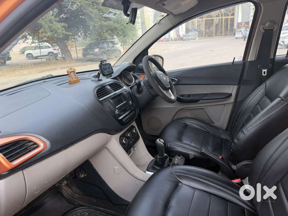 Tata Tiago 1.2 Revotron Xz (o), 2016, Petrol