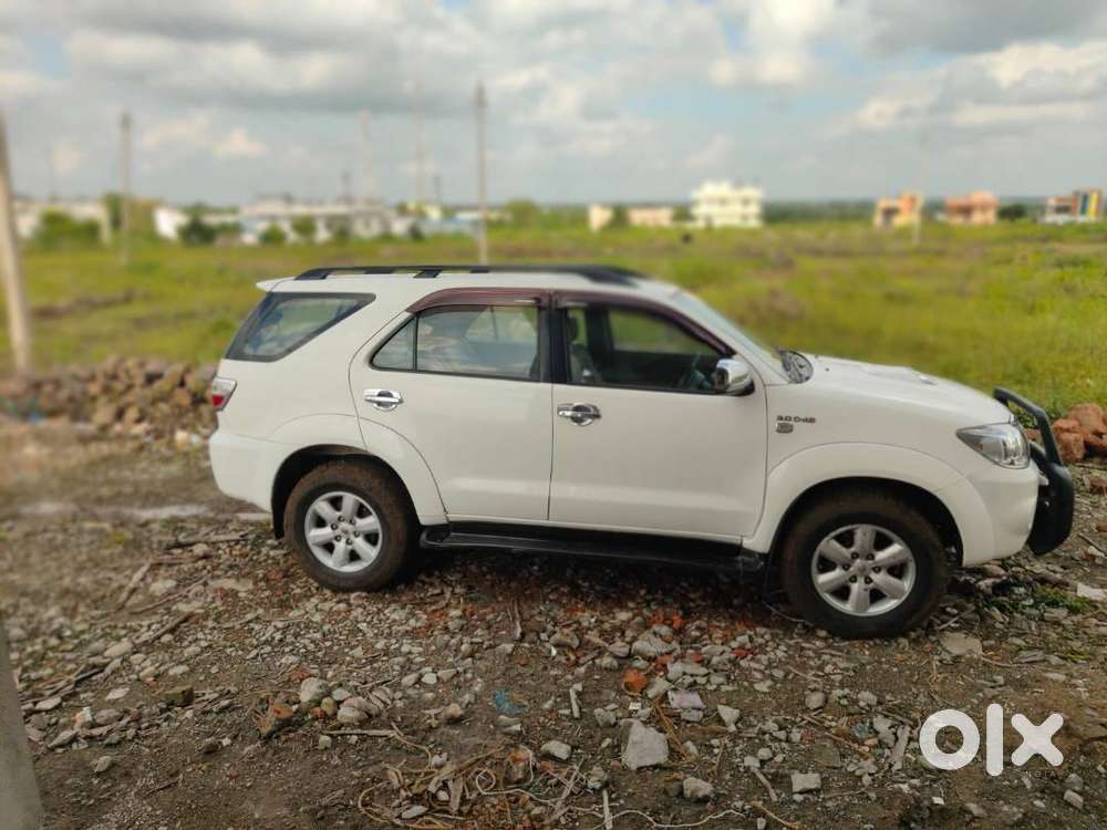 Toyota Fortuner 2011 Diesel Well Maintained