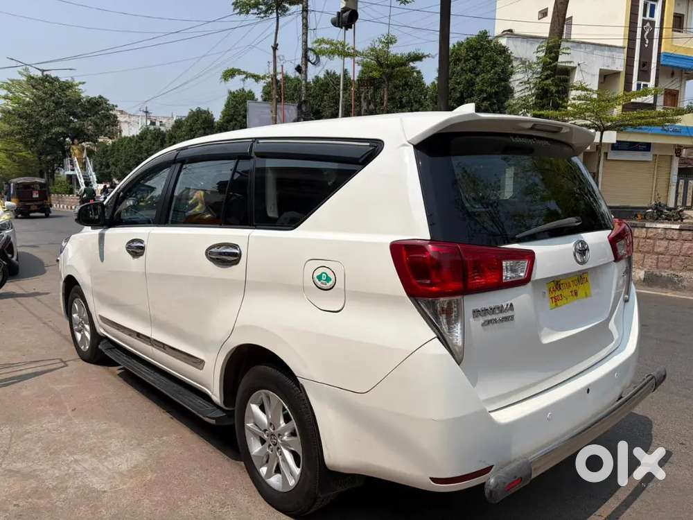 Toyota Innova Crysta 2017 Diesel Good Condition