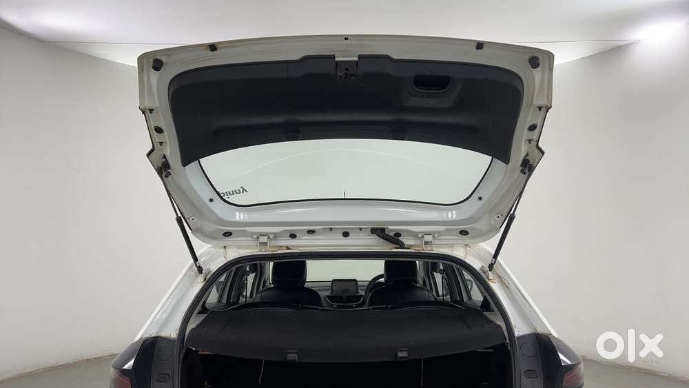 Tata Altroz 1.2 Xt, 2021, Petrol