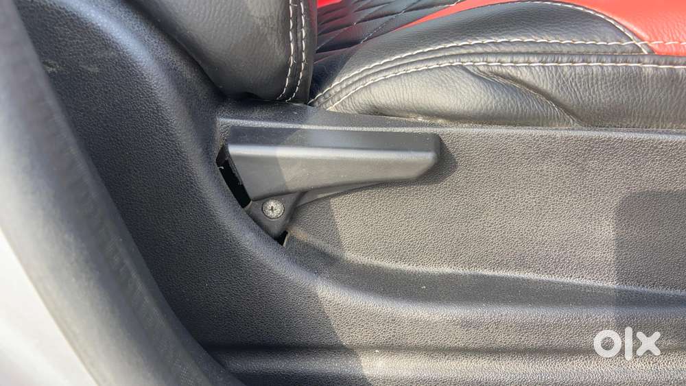 Tata Tiago Xe, 2019, Petrol