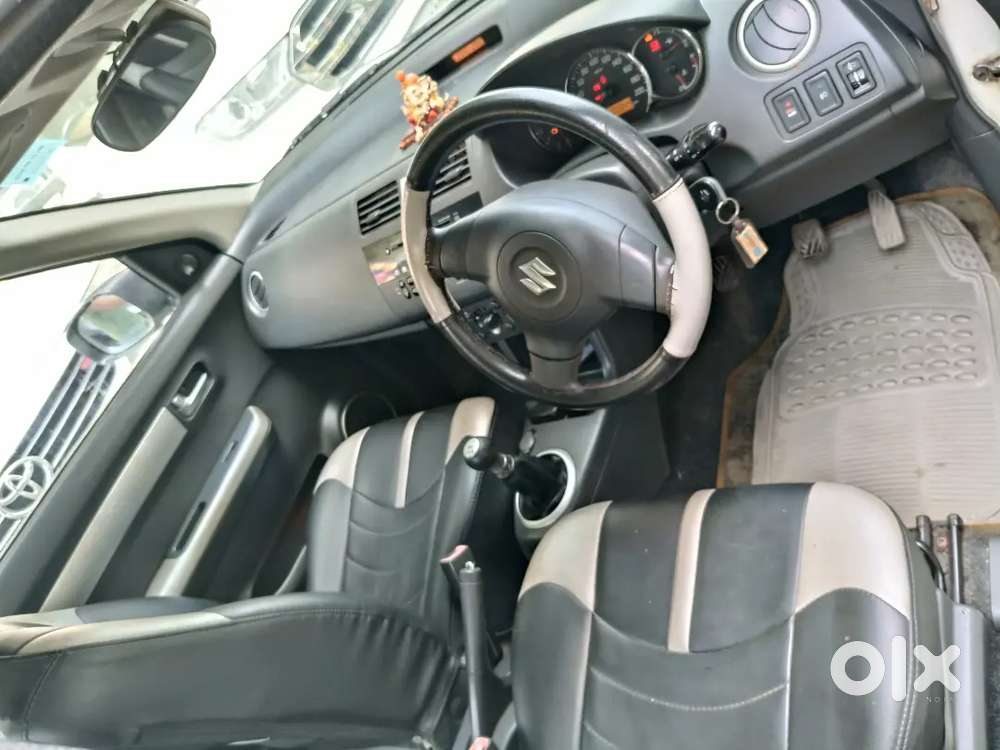 Maruti Suzuki Dzire 2010