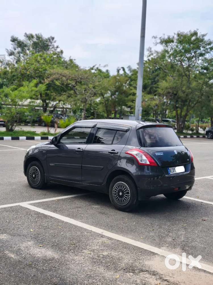Maruti Suzuki Swift Vxi Optional, 2017, Petrol