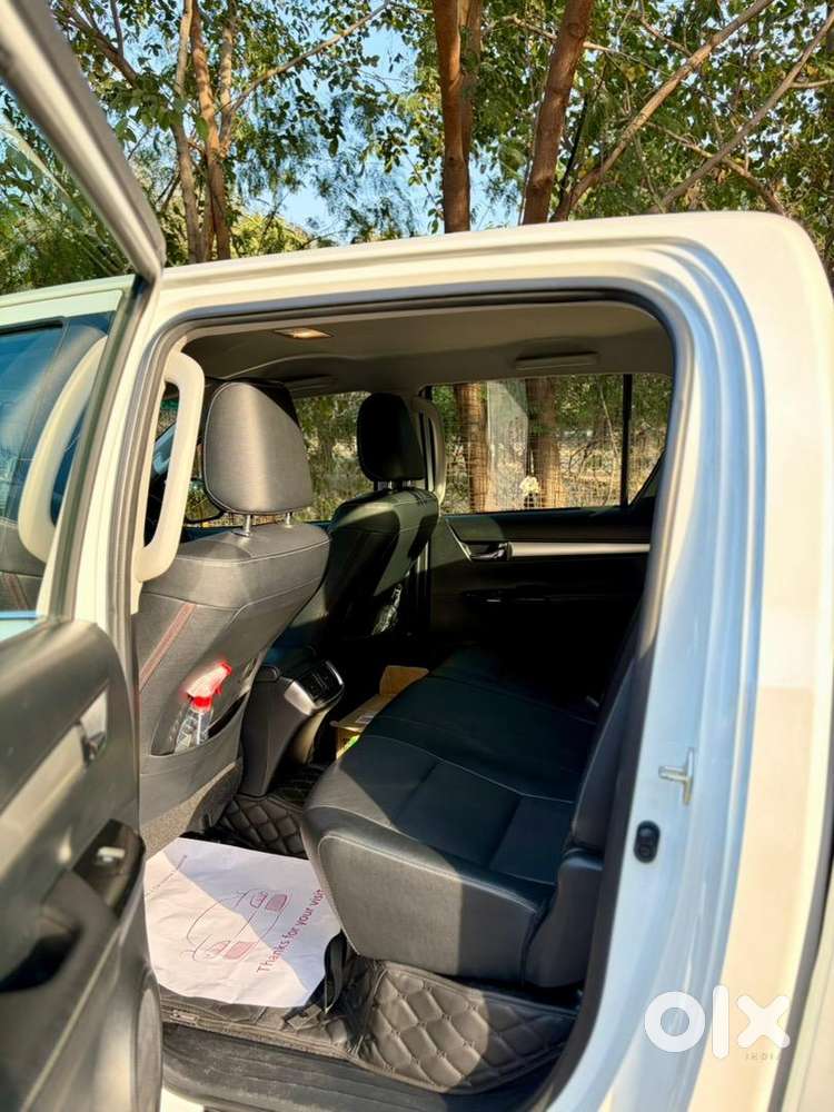 Toyota Hilux 4x4 At 2024 Model With Vip 0006 Number