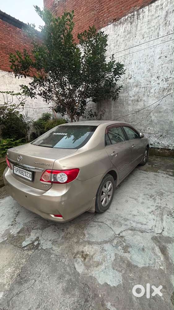 Toyota Corolla Altis 2011 Year