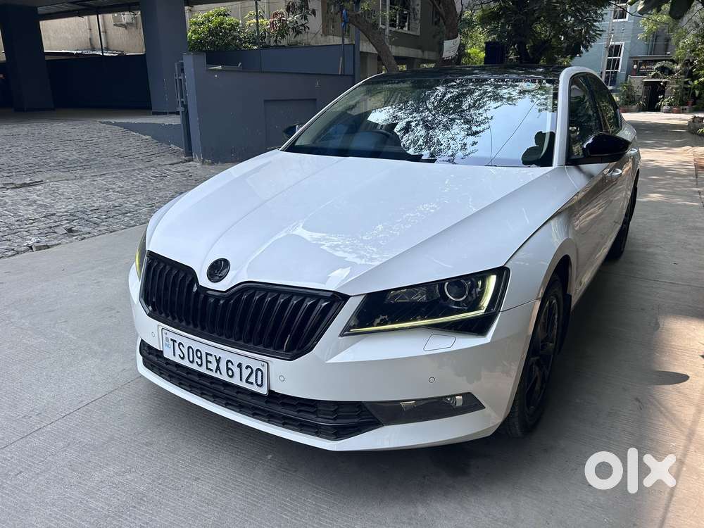 Skoda Superb Lk 1.8 Tsi At, 2017, Petrol