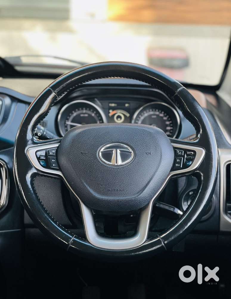 Tata Hexa 2.2 Xt 4x2 7 Str, 2017, Diesel