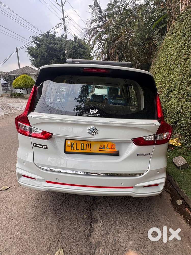 Maruti Suzuki Ertiga 2025 Petrol 10000 Km Driven