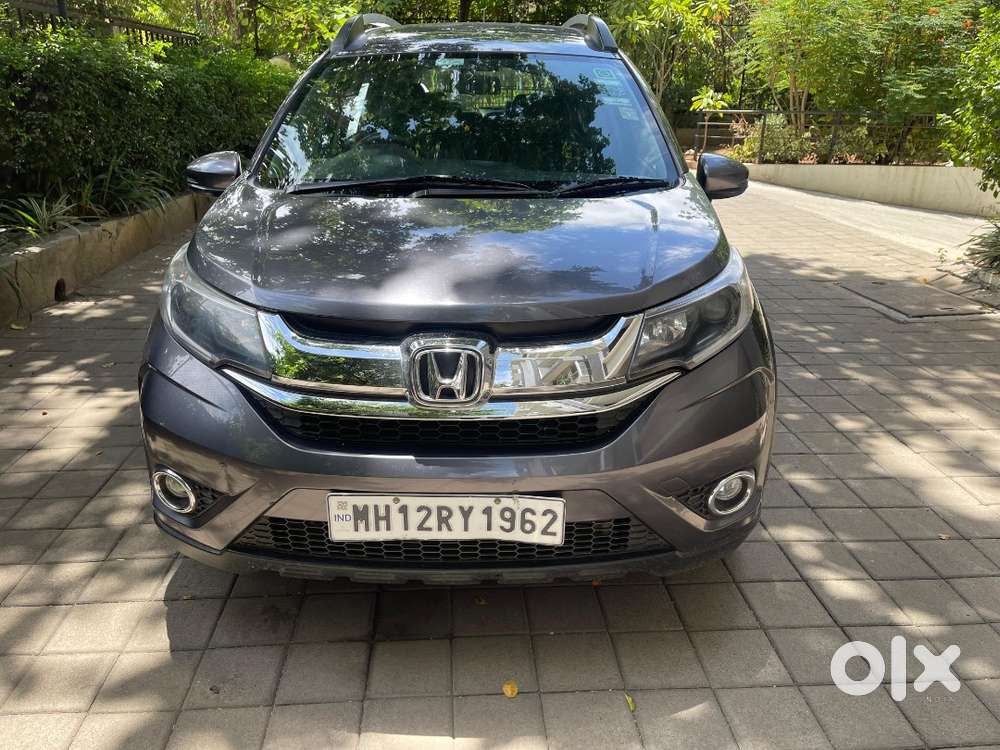 Mordern Steel Metall Suv