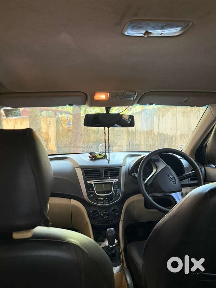 Hyundai Fluidic Verna 2015