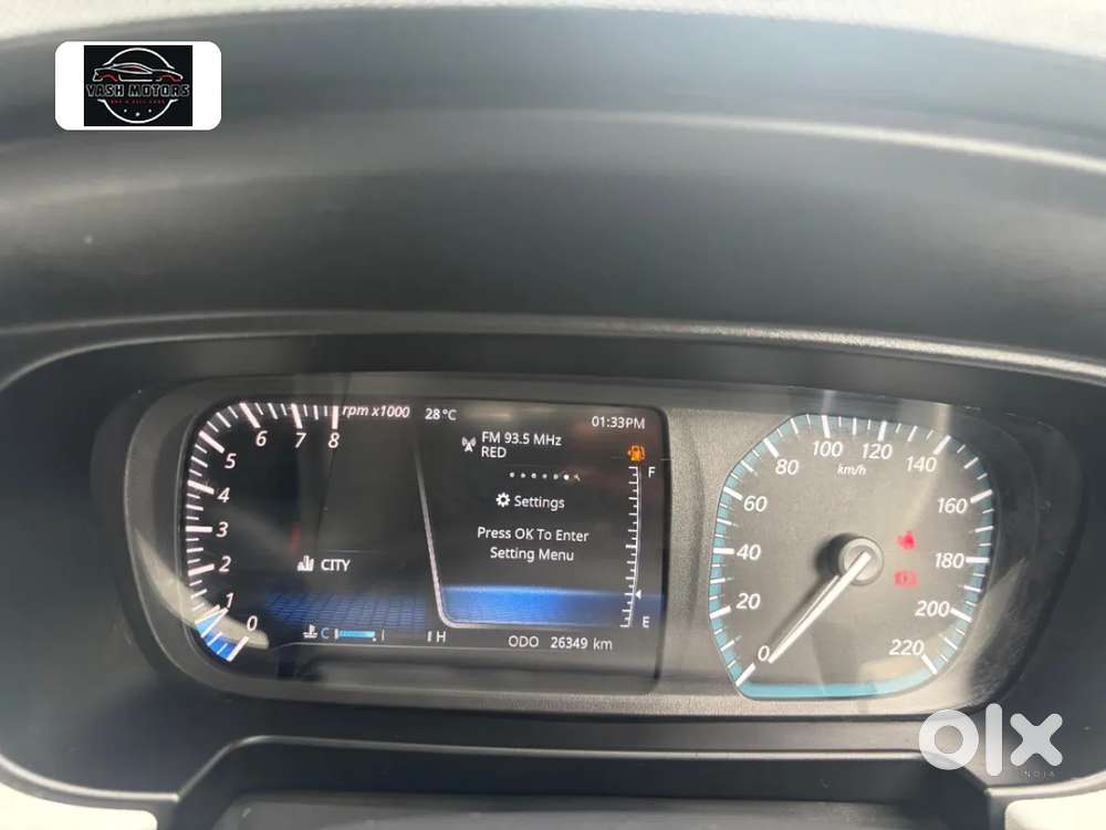 Tata Punch 1.2 Revotron Creative Dual Tone, 2022, Petrol