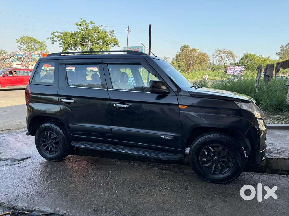 Mahindra Tuv 300 2016 Diesel Well Maintained