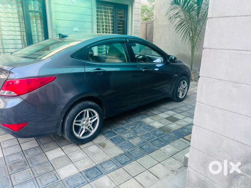 Hyundai Diesel 2016 Car