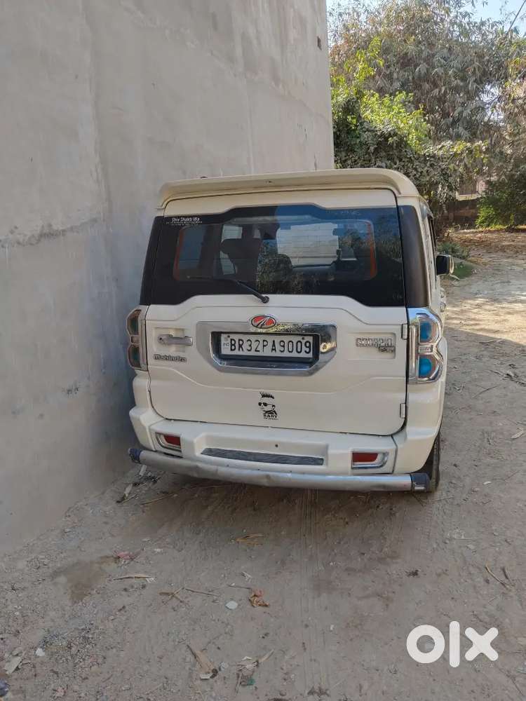 Mahindra Scorpio 2015 Diesel 75000 Km Driven