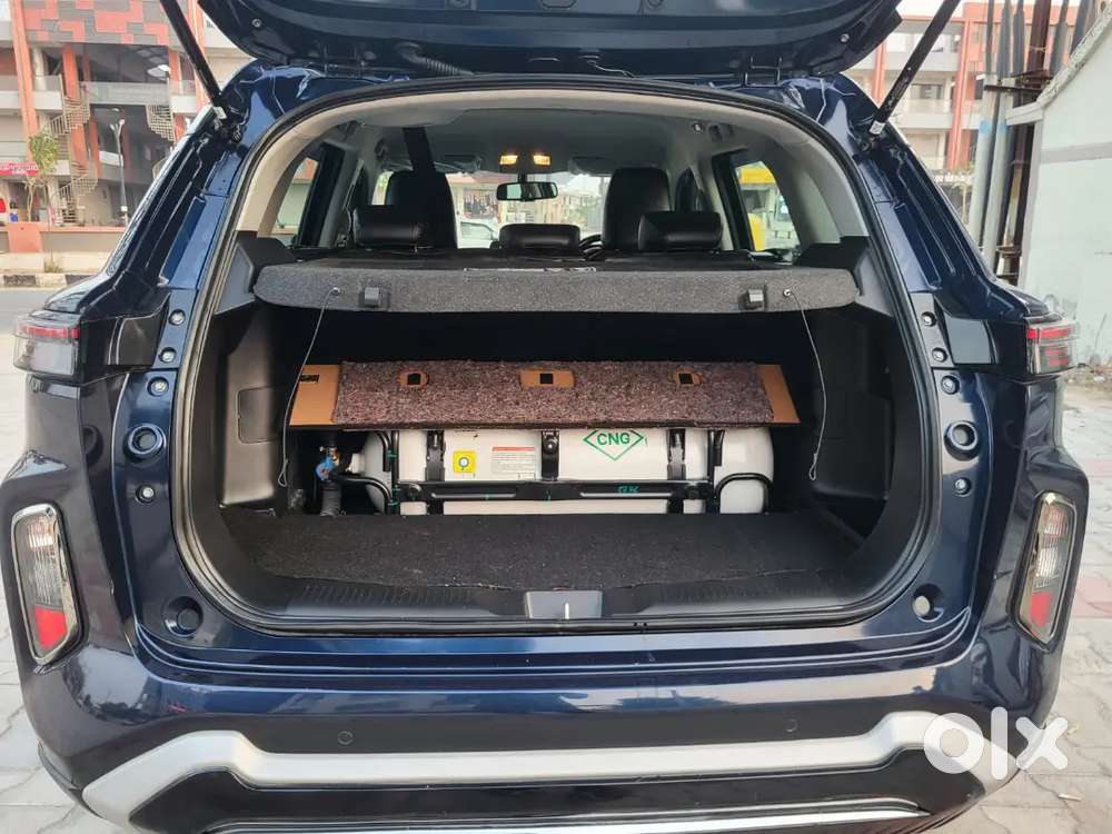 Maruti Suzuki Grand Vitara 7 Seater 2024 Cng & Hybrids 28000 Km Driven