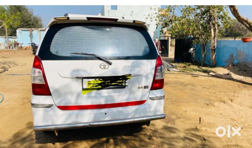 Toyota Innova Diesel 2012