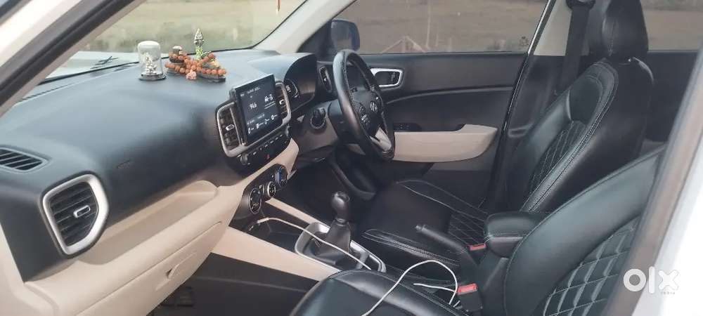 Hyundai Venue 2024 Good Maintenance Well Condition -57000