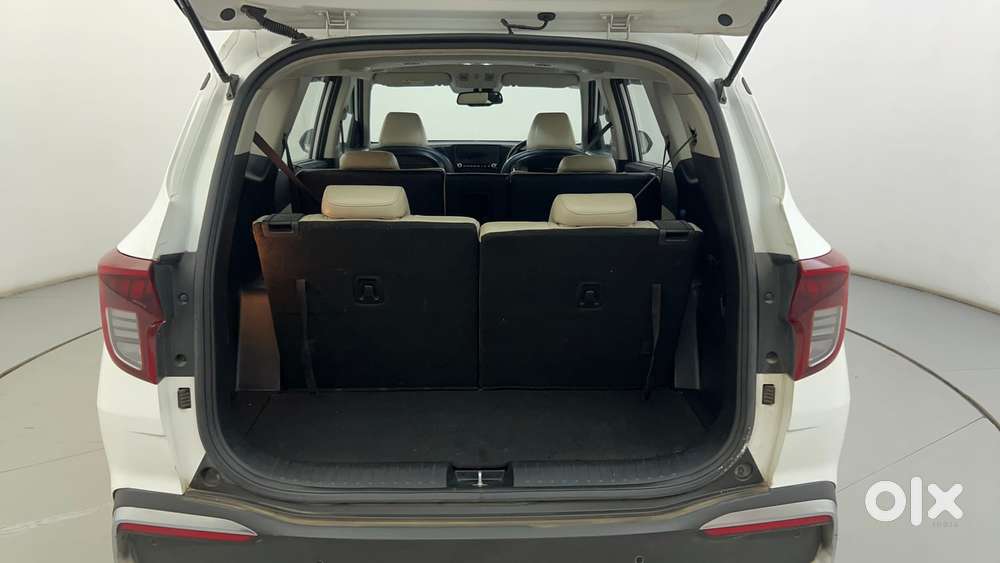 Kia Carens 1.4 Luxury Plus 6 Str, 2022, Petrol