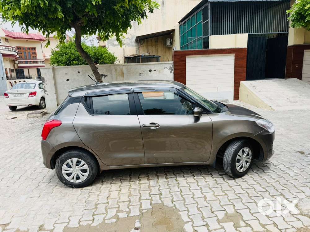 Maruti Suzuki Swift Petrol Manual 2021