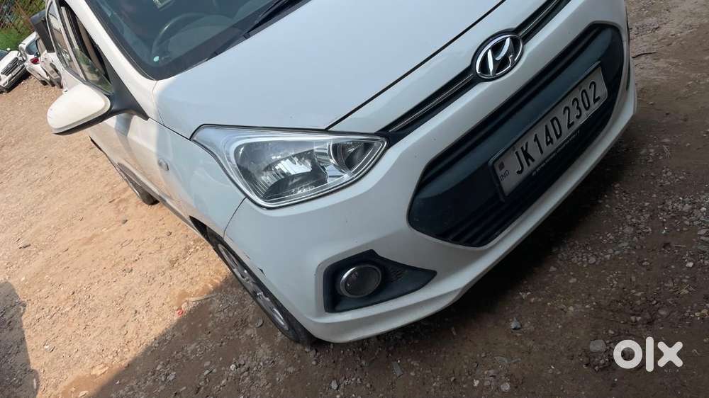 Mint Condition White Hyundai Grand I10 Magna (2014) - Single Handed