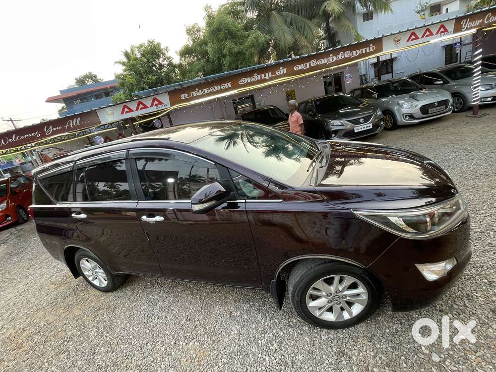 Toyota Innova Crysta 2.4 V 8 Str, 2016, Diesel