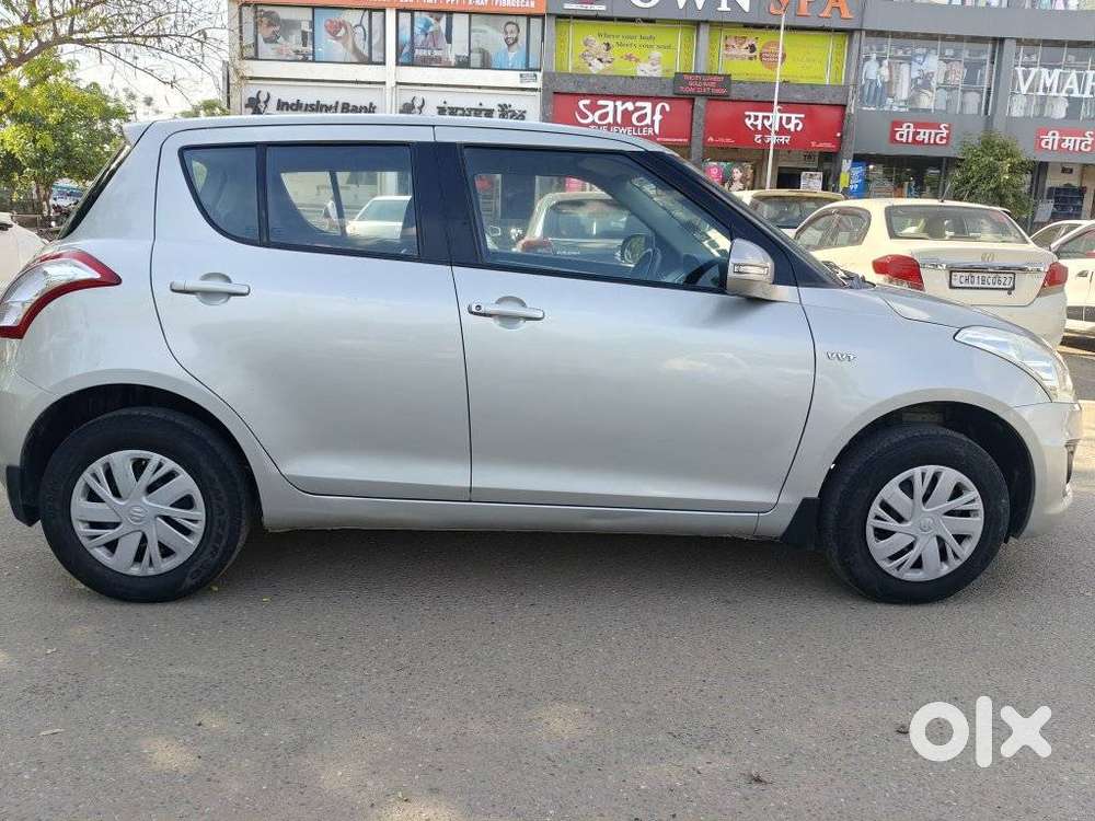 Maruti Suzuki Swift Vxi + Manual, 2015, Petrol
