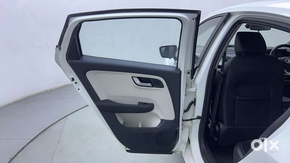 Tata Altroz 1.5 Xz Plus Diesel, 2021, Diesel