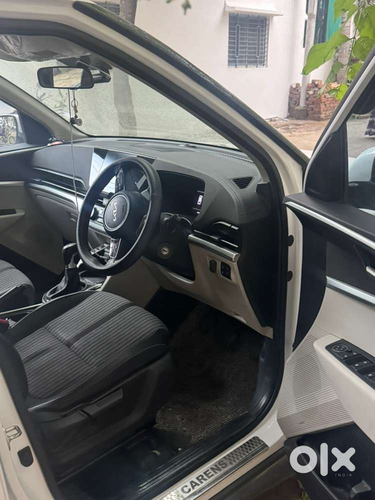 Kia Carens Petrol Manual 2023