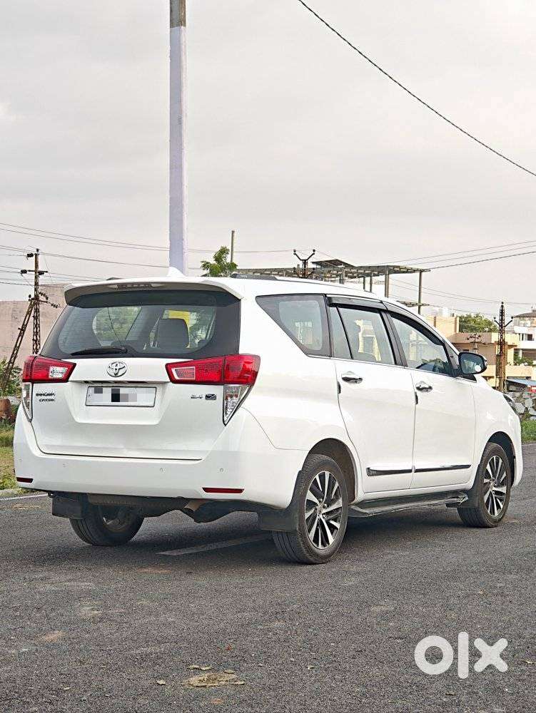 Toyota Innova Crysta 2.4 Z 7 Str, 2024, Diesel