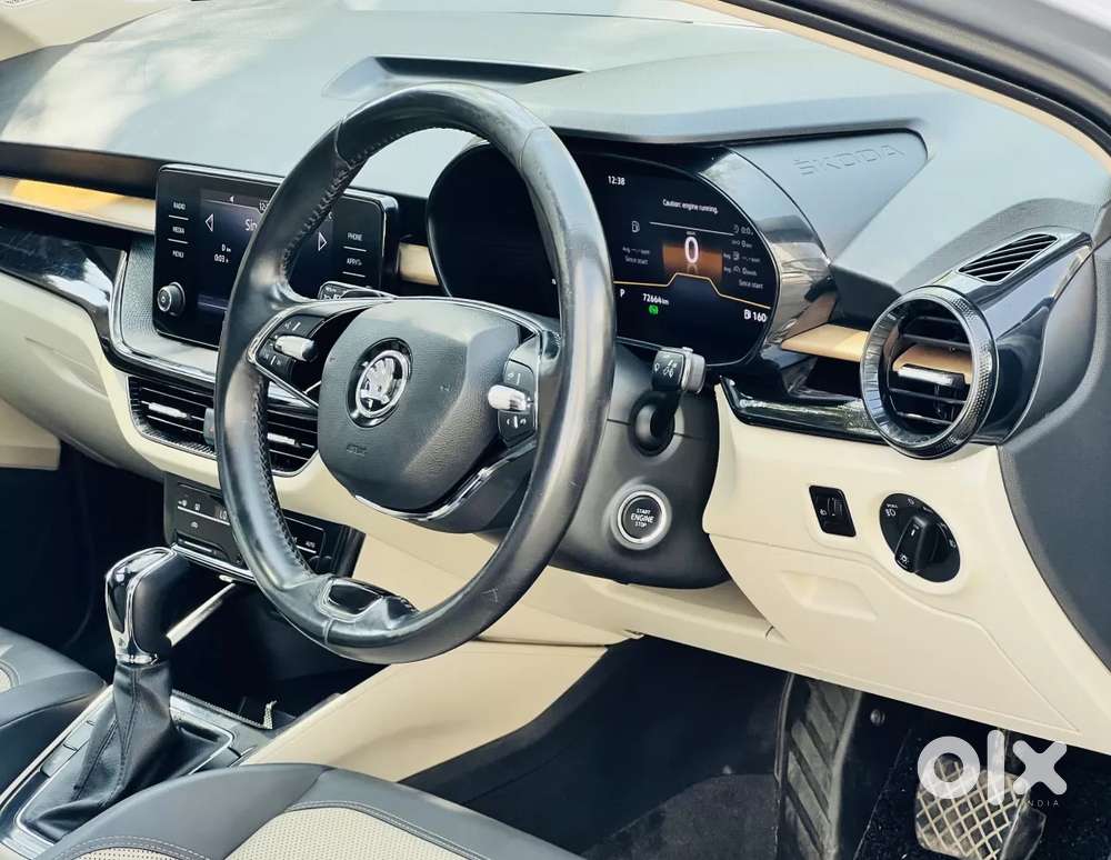 Skoda Slavia Style 1.0l Tsi At, 2022, Petrol