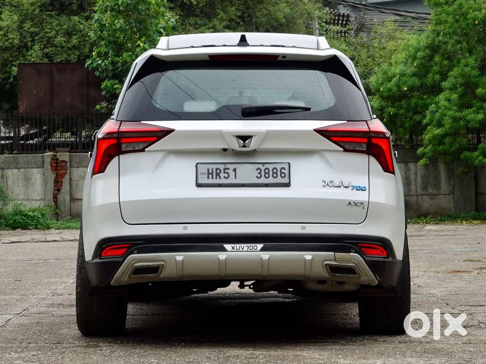 Mahindra Xuv700 2.0 Ax 3 Petrol At 5 Str, 2023, Petrol