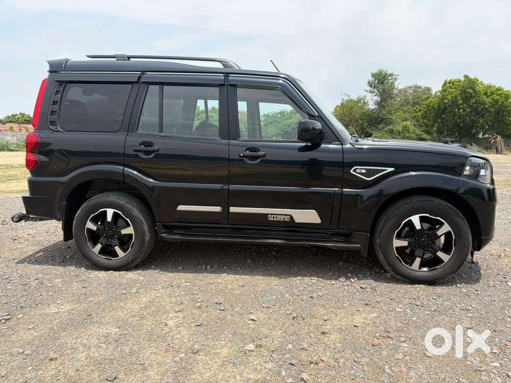 Mahindra Scorpio Classic 2.2 S 11 Mt 7 Cc, 2023, Diesel