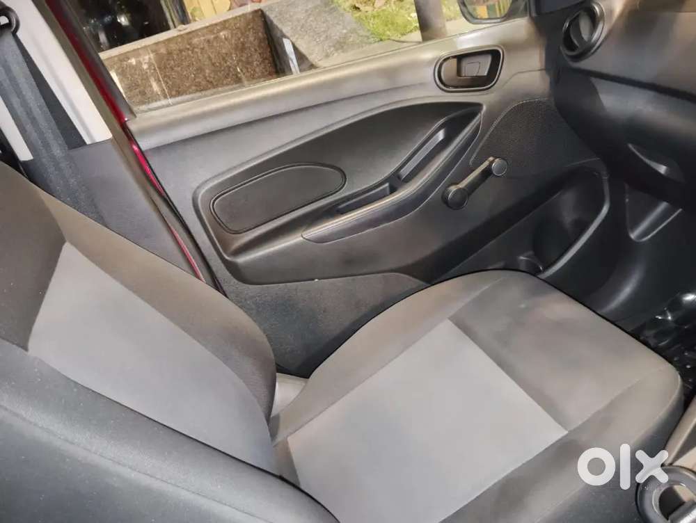 Ford Figo (2016) [diesel]  Life-time Mileage 21.1km/l  44,500km