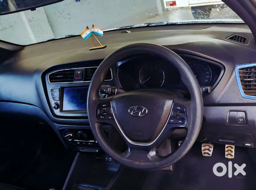 Hyundai I20 Active Petrol,mint Condition,insurance Upto December 2026