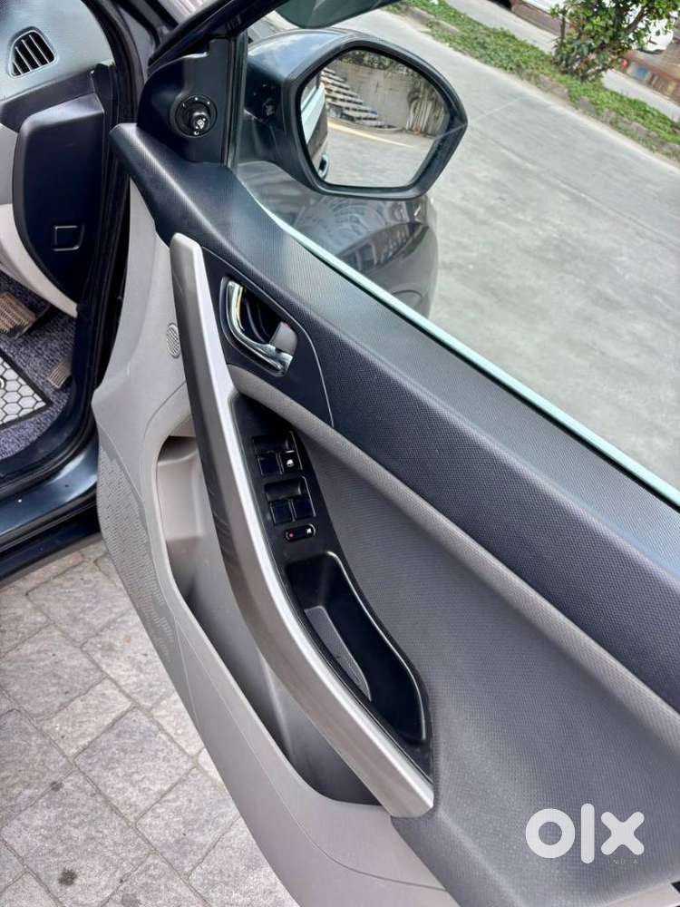 Tata Nexon 1.5 Revotorq Xza Plus Dualtone, 2019, Diesel