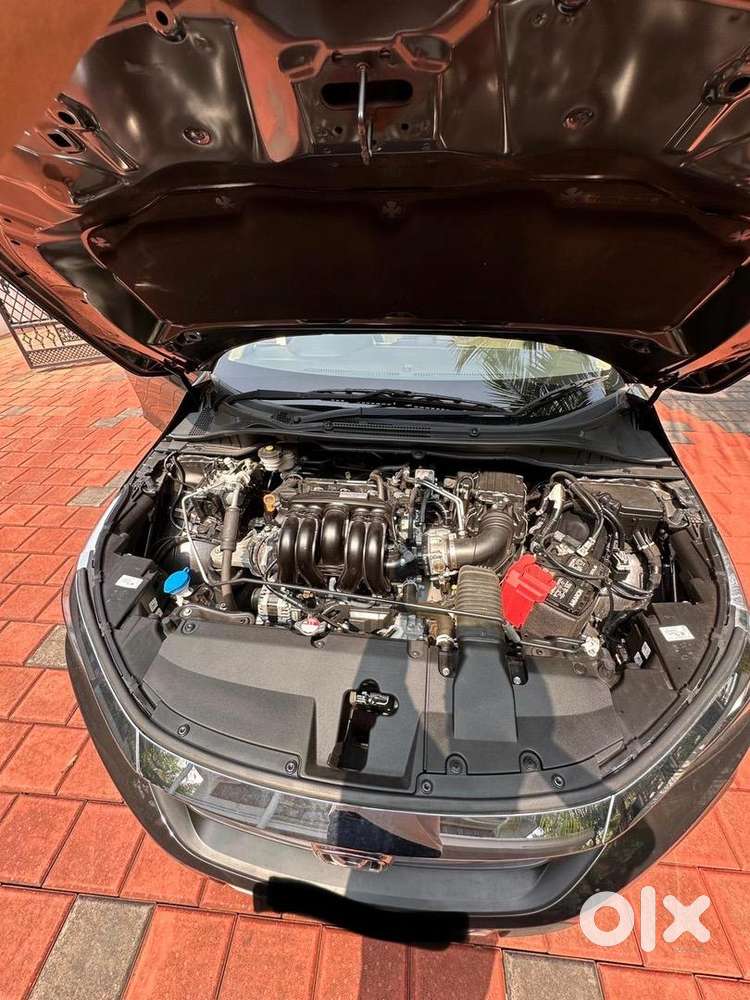 Honda City 5th Gen V Mt I-vtec  2022 Model  Feb 2023 Reg  Low Km