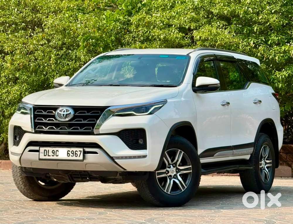 Toyota Fortuner 4x2 At 2.7 Petrol, 2022, Petrol