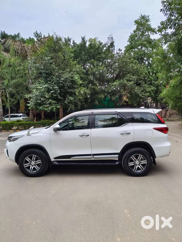 Toyota Fortuner 4x2 At 2.8 Diesel, 2019, Diesel