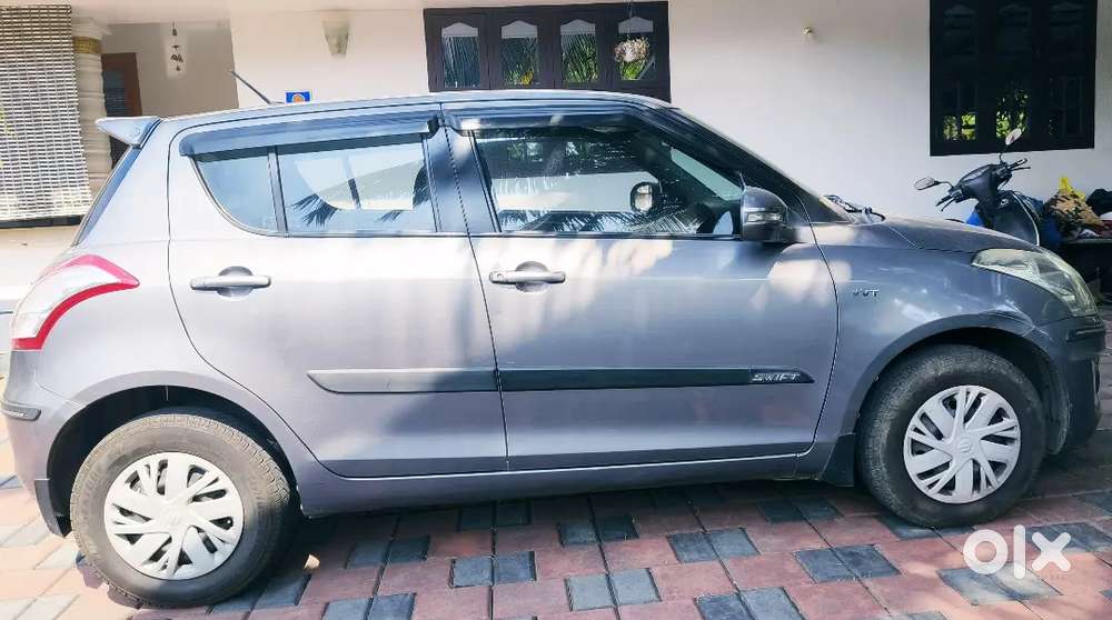 Maruti Suzuki Swift Vxi 2015