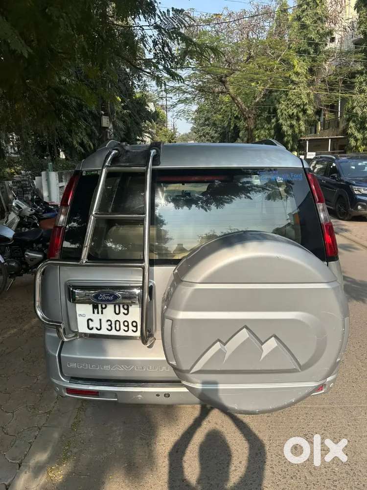 Ford Endeavour 2011 Diesel 97000 Km Driven