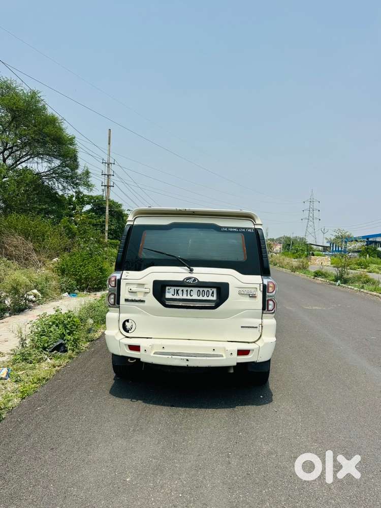 Mahindra Scorpio Diesel 2017
