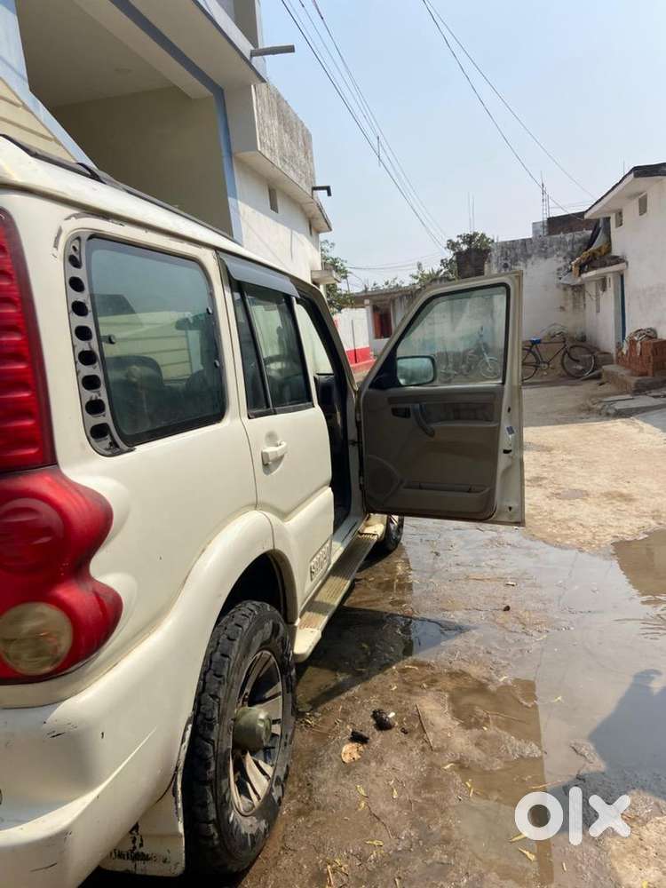 Mahindra Scorpio 2013