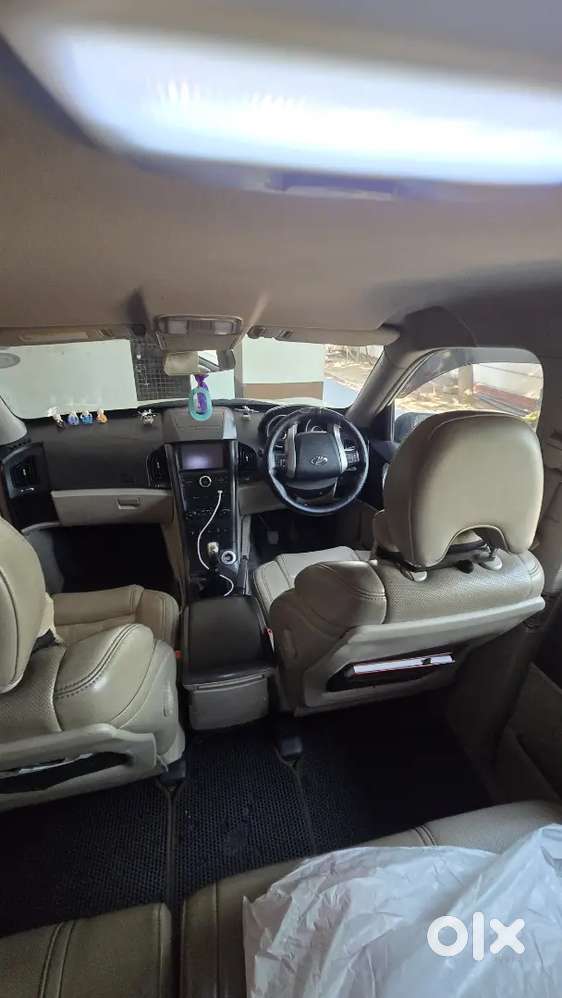 Mahindra Xuv500 2017 Diesel Well Maintained Car