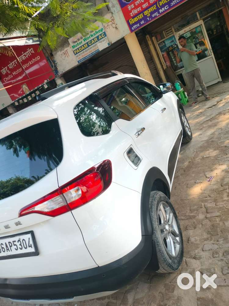 Renault Triber 2023 Cng & Hybrids Well Maintained