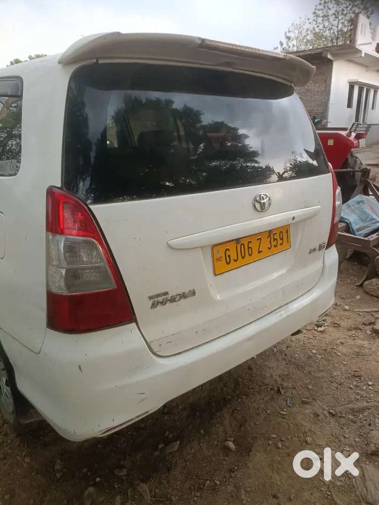 Innova 2009 2.5 6