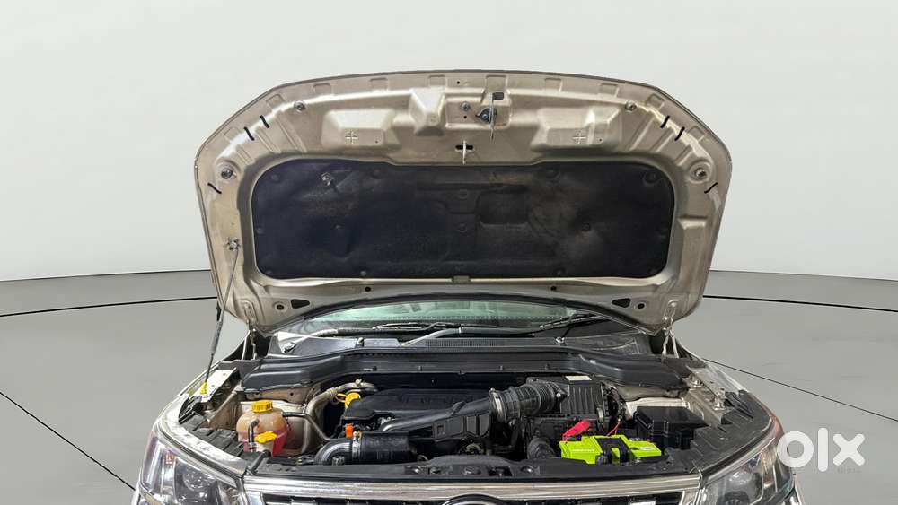 Mahindra Xuv300 W8 Option, 2020, Petrol
