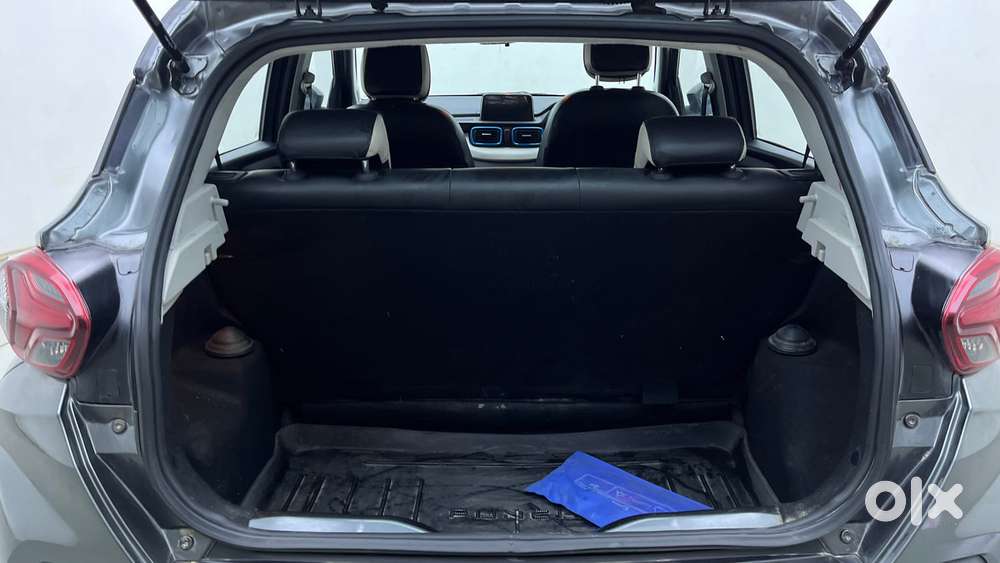 Tata Punch 1.2 Revotron Creative Dual Tone, 2022, Petrol